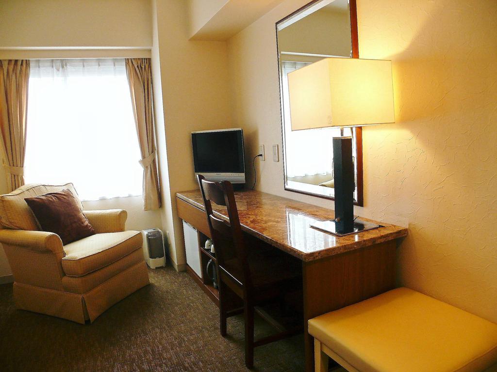 Suidobashi Grand Hotel Tokyo Phòng bức ảnh